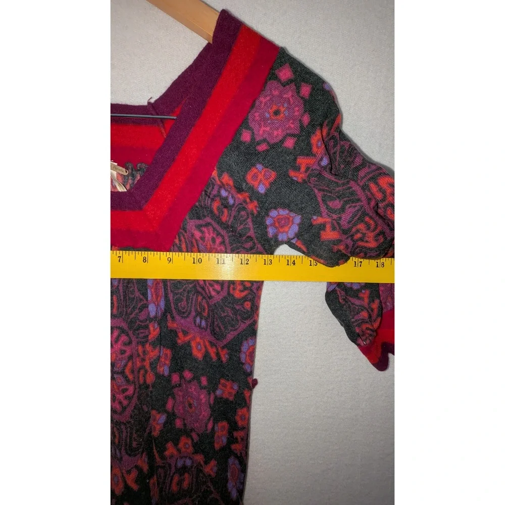 Free People Wool Cashmere Paisley V-Neck Tunic Sweater Purple Red Medium